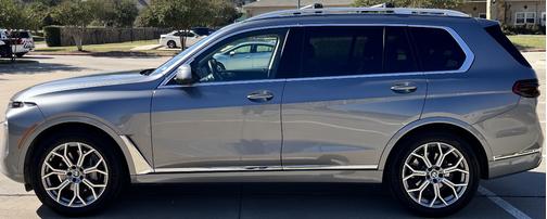 2024 BMW X7 xDrive40i