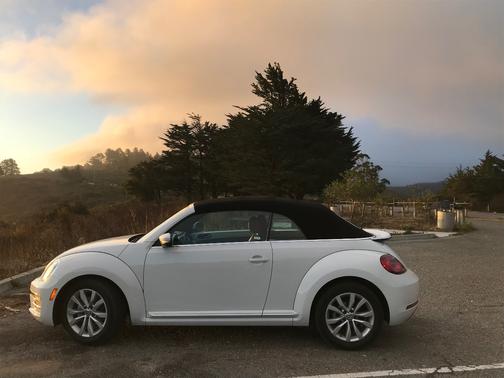 White 2017 Volkswagen Beetle 1.8T