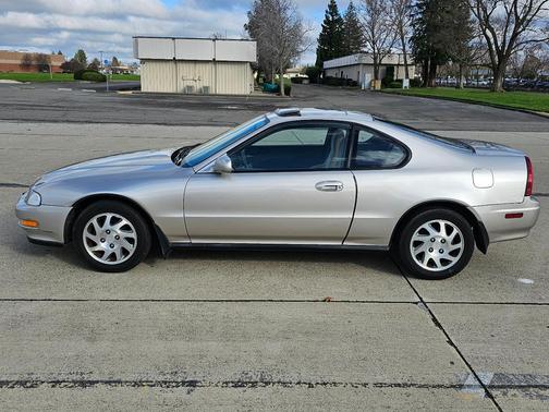 Gold 1996 Honda Prelude Si