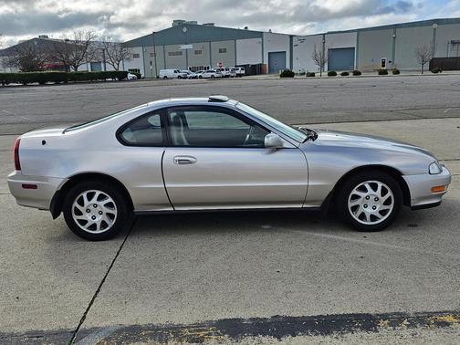 Gold 1996 Honda Prelude Si