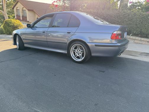 2002 BMW 525 i