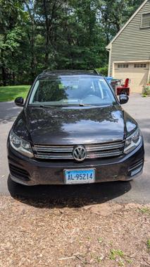 Black 2015 Volkswagen Tiguan 4MOTION Auto S