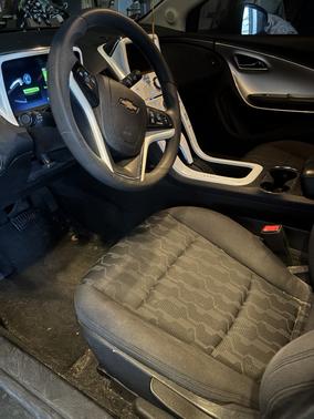 2013 Chevrolet Volt Base