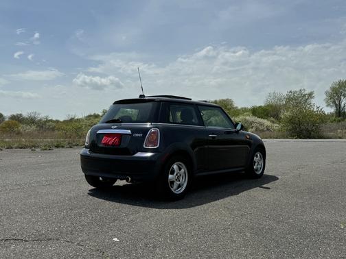 2007 MINI Cooper Base