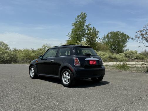 2007 MINI Cooper Base