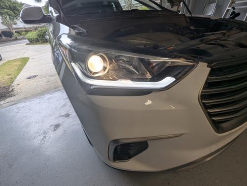 2018 Hyundai SANTA FE SE