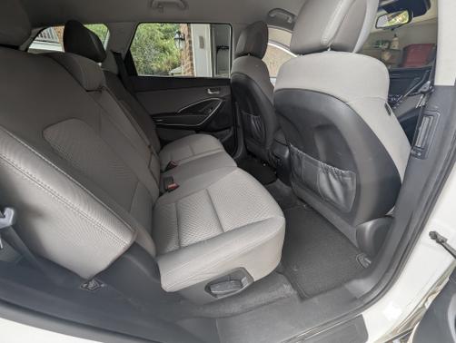 2018 Hyundai SANTA FE SE