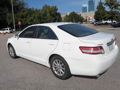 2010 Toyota Camry XLE