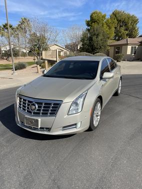 Gold 2015 Cadillac XTS Luxury