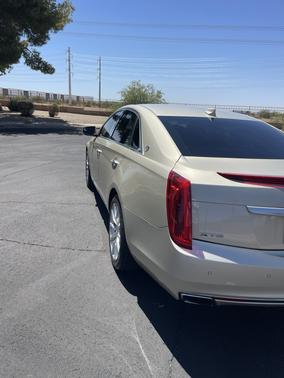 Gold 2015 Cadillac XTS Luxury