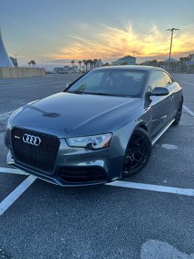 Gray 2013 Audi RS 5 4.2