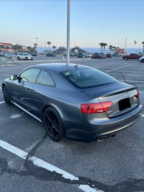Gray 2013 Audi RS 5 4.2