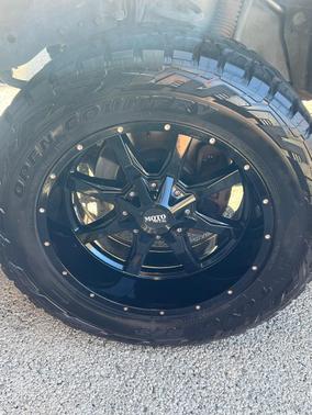 Black 2014 Ford F-350 Lariat