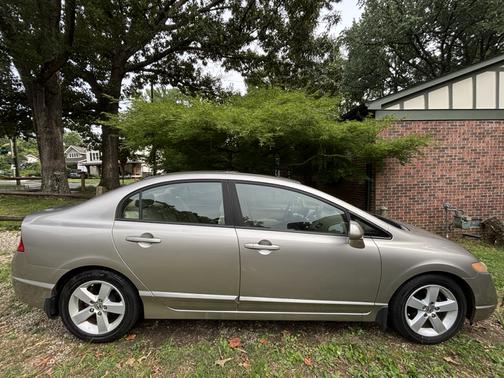 Beige 2006 Honda Civic EX