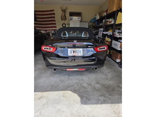 2017 FIAT 124 Spider Lusso