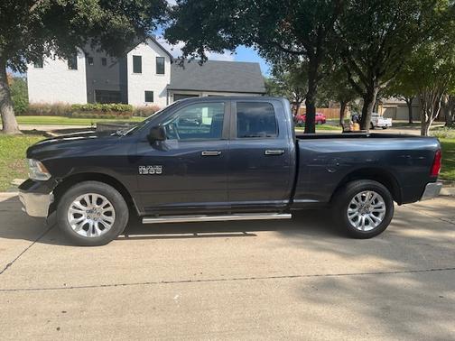 2016 RAM 1500 SLT