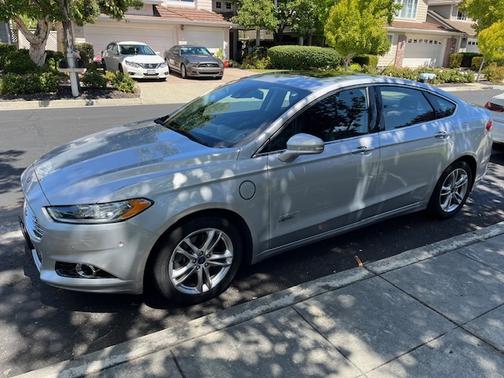 2016 Ford Fusion Energi Titanium