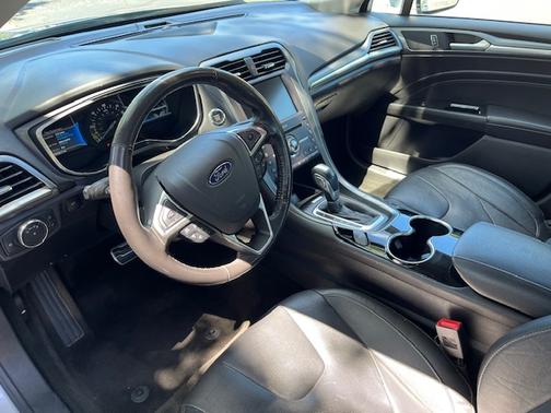 2016 Ford Fusion Energi Titanium