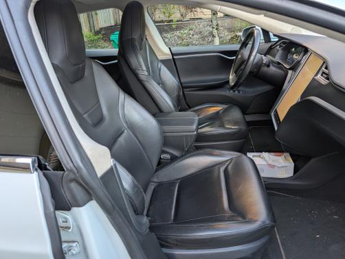 2015 Tesla Model S 85D