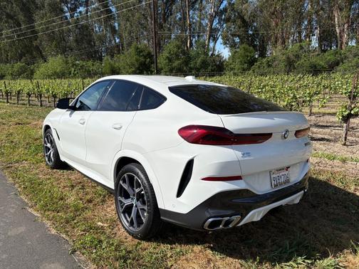 White 2025 BMW X6 M60i