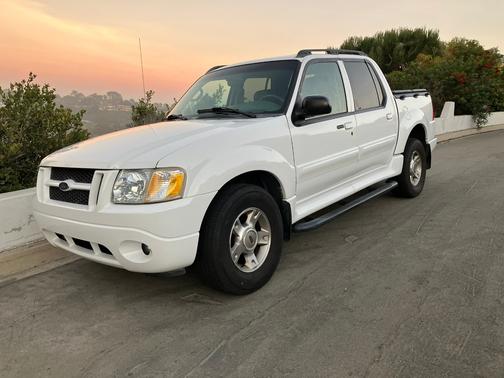 2004 Ford Explorer Sport Trac XLT