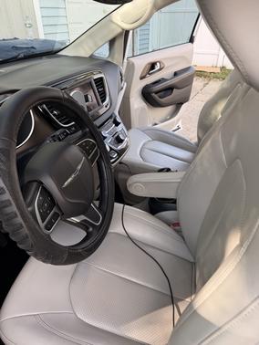 White 2021 Chrysler Voyager LXI