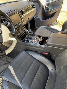 2016 Volkswagen Touareg TDI Executive