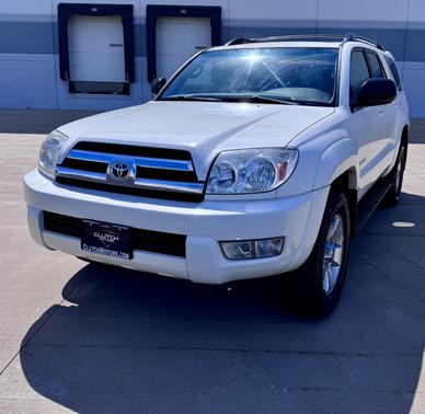 White 2005 Toyota 4Runner SR5