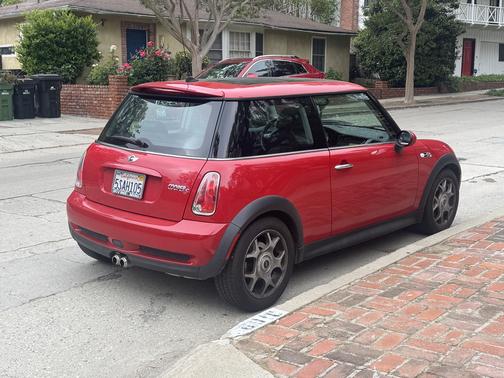 2006 MINI Cooper S Base