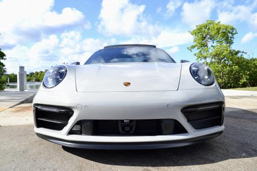 2022 Porsche 911 911 Carrera 4 GTS