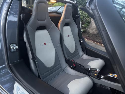 2010 Tesla Roadster Sport