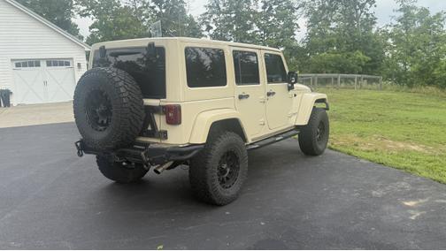 2011 Jeep Wrangler Unlimited Sahara