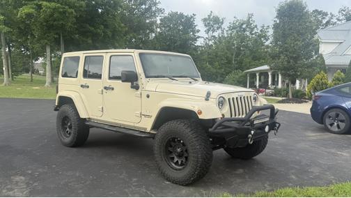 2011 Jeep Wrangler Unlimited Sahara