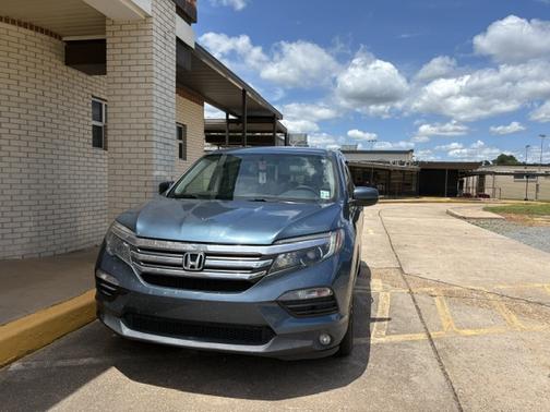 2018 Honda Pilot EX