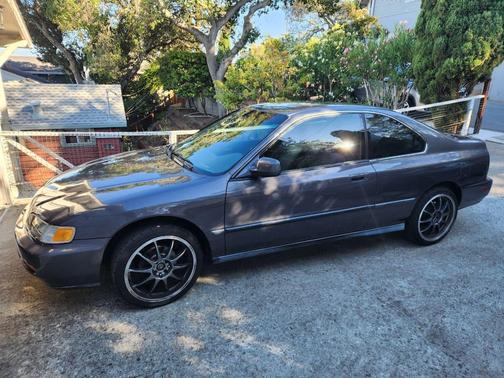Gray 1997 Honda Accord LX
