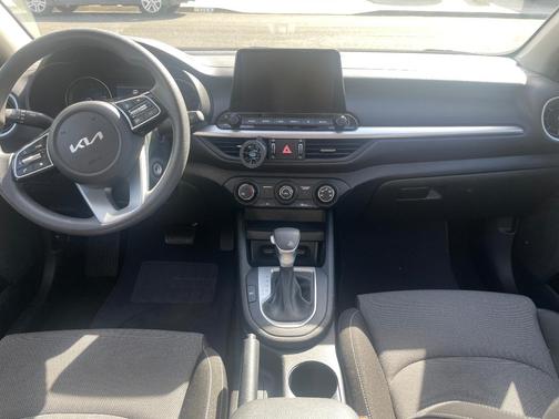 Silver 2023 Kia Forte LXS