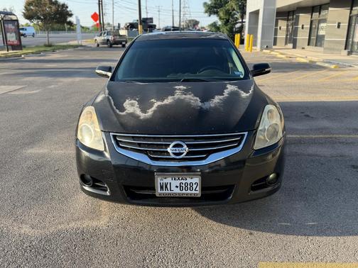 Black 2012 Nissan Altima 2.5 S