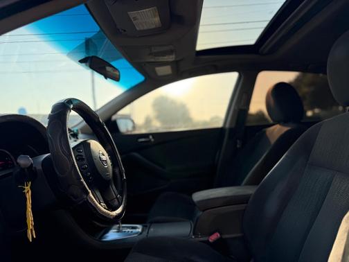 Black 2012 Nissan Altima 2.5 S
