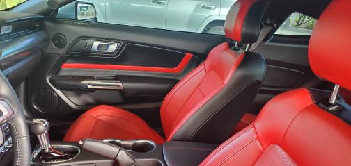 2022 Ford Mustang EcoBoost