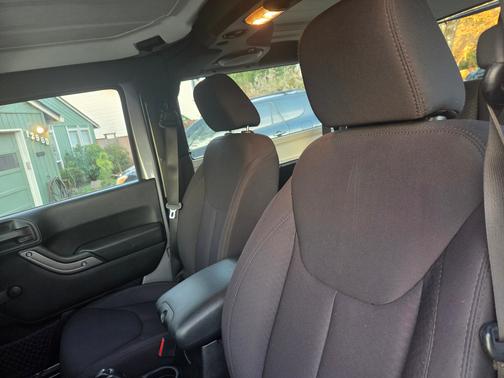 2014 Jeep Wrangler Sport