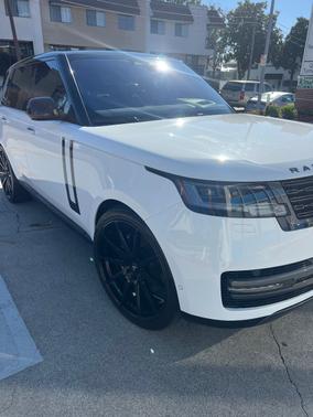 2023 Land Rover Range Rover P400 SE SWB