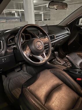 2015 Mazda Mazda3 i Grand Touring