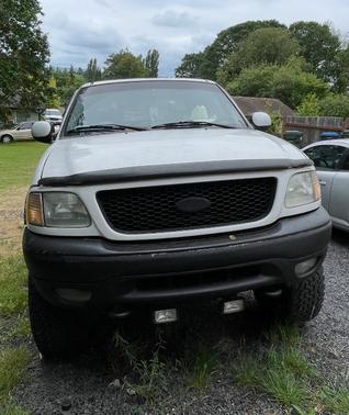 2002 Ford F-150 XLT SuperCrew