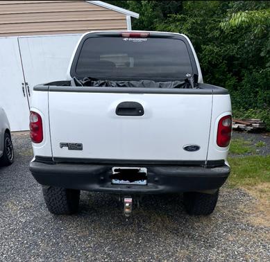 2002 Ford F-150 XLT SuperCrew