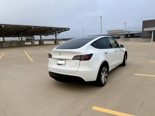 2020 Tesla Model Y Long Range