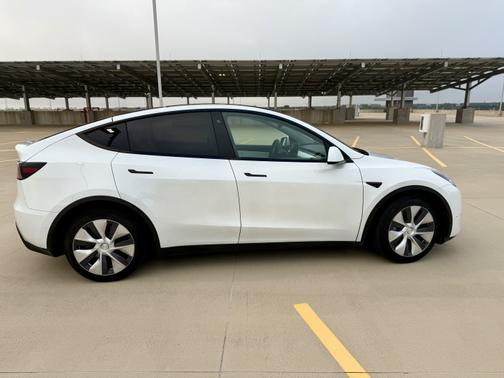 2020 Tesla Model Y Long Range