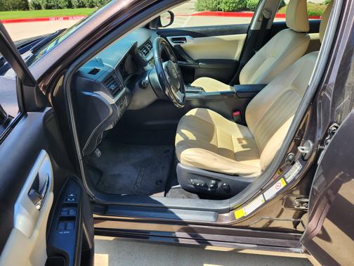2011 Lexus CT 200h Base