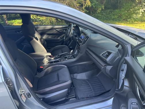 2017 Subaru Impreza 2.0i Sport