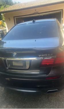 Gray 2015 BMW 750 i