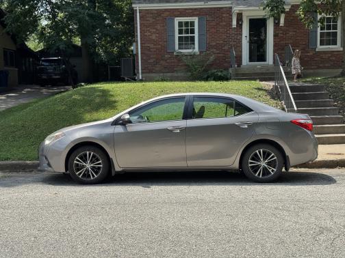 2016 Toyota Corolla LE Plus